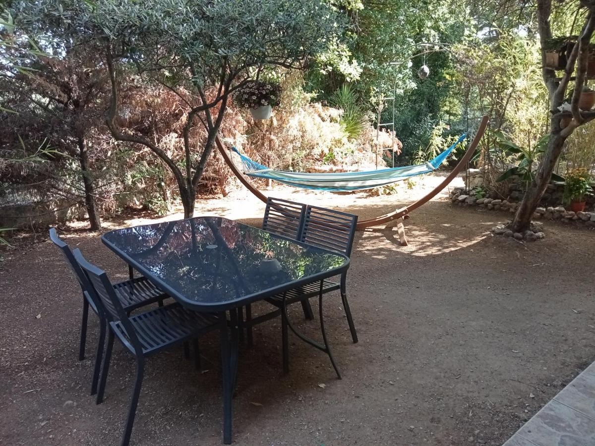 לורג Bas De Villa Au Chant Des Cigales מראה חיצוני תמונה