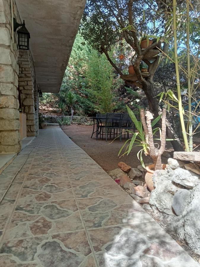 לורג Bas De Villa Au Chant Des Cigales מראה חיצוני תמונה